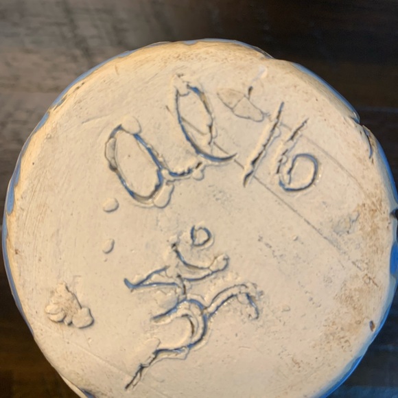 ANA LEMUS Pottery Cup - Picture 6 of 14